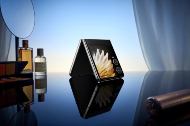 Tecno Phantom V Fold2