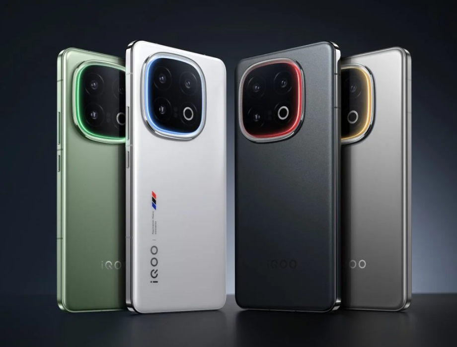 iQOO 13 2