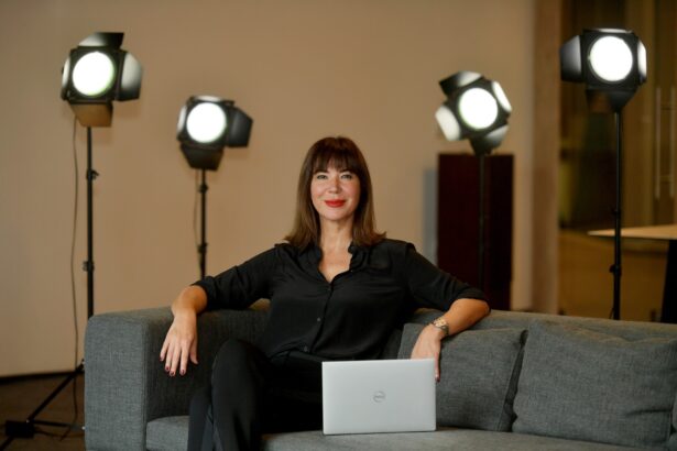 Işıl Hasdemir : 2025 Teknolojide Yapay Zeka Devrimine Sahne Olacak 8 Işıl Hasdemir