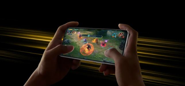 Realme Neo 7x tanitildi