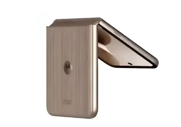 Motorola Razr 60 Ultra Ahşap Dokulu Tasarımıyla Fark Yaratıyor 11 Motorola Razr 60 Ultra