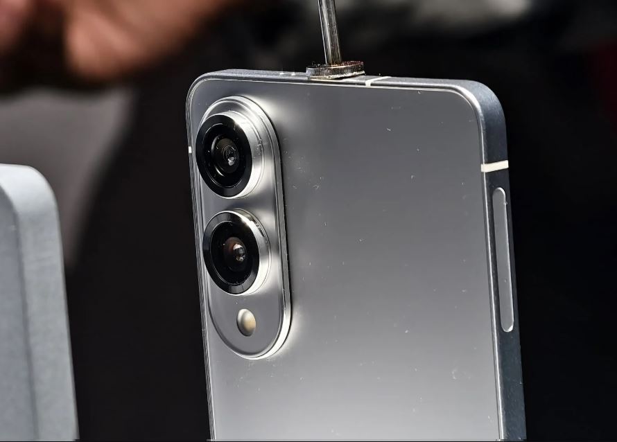 Samsung Galaxy S25 Edge-2