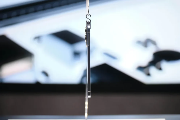 Samsung Galaxy S25 Edge 2