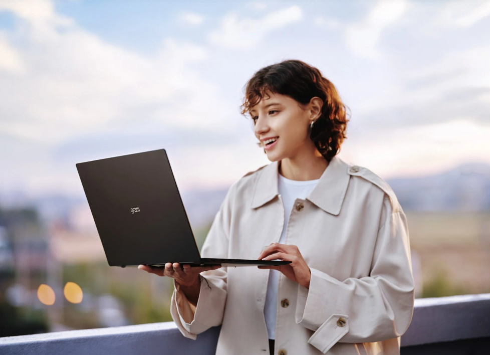 LG, Gram Pro Serisine Yapay Zekâ Destekli İki Güçlü Model Ekledi 1 LG Gram