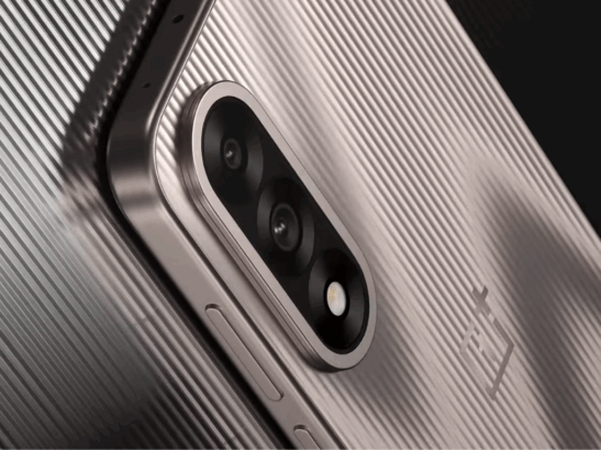 OnePlus 15R’nin İlk Detayları Sızdı: 165 Hz Ekran ve 7.000 mAh Pil Geliyor 13 OnePlus 15R leak news