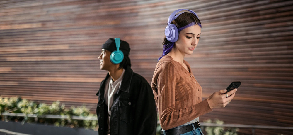 Arctis Nova 3P Wireless Glow Up Bundle