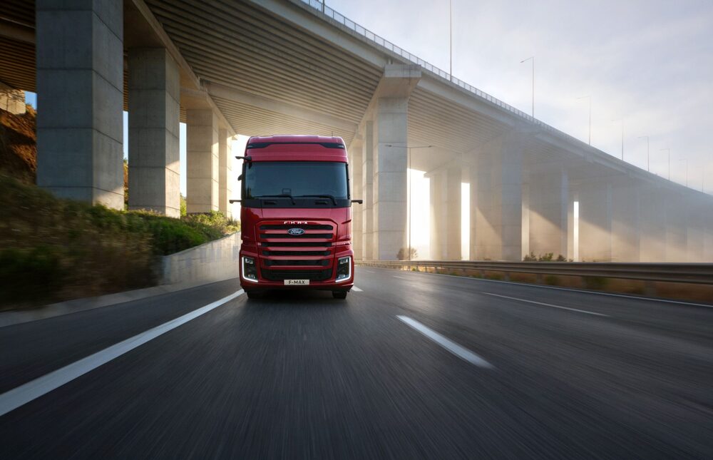 FORD TRUCKS YENİ F-MAX