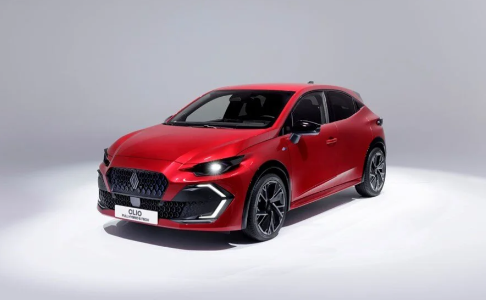 Yeni Renault Clio Tanıtıldı: Hibrit Motoru ve Modern Tasarımıyla Türkiye’ye Geliyor 1