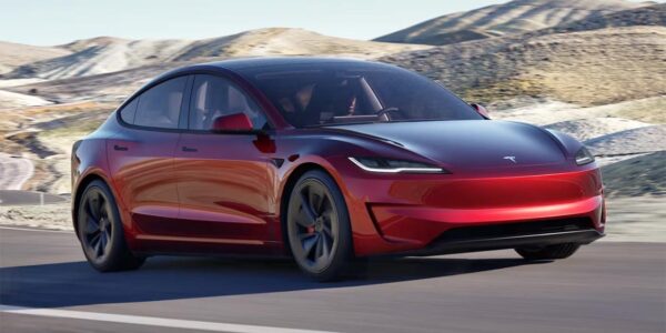 Tesla Kazasındaki Çarpıcı Ayrıntı Belli Oldu 2 Tesla