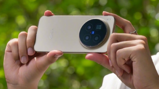 Vivo’nun Yeni Nesil X Serisi 7.000mAh Bataryaya Hazırlanıyor 1 Vivo X500