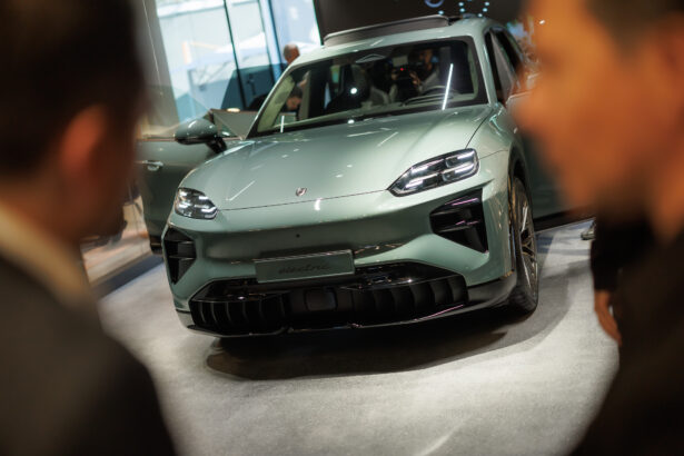 Yeni “Porsche Studio” Açıldı : Porsche, Müşteri Deneyim Ağını Genişletmeye Devam Ediyor 30 Porsche Studio