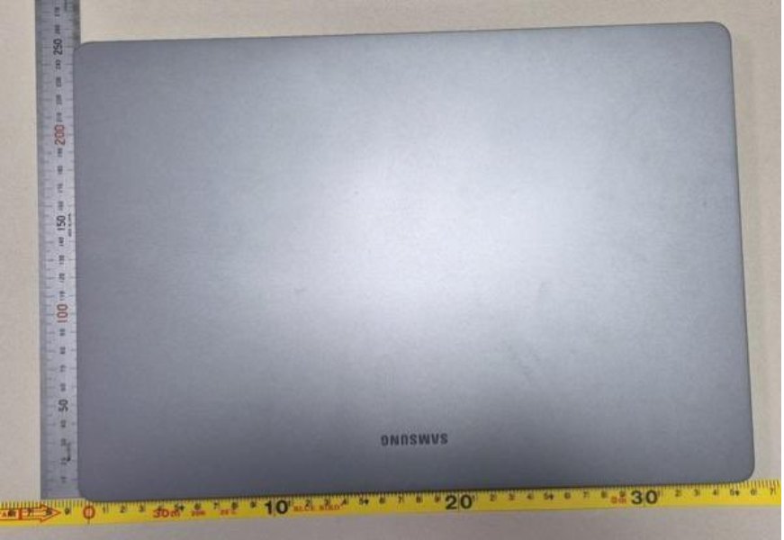 Samsung Galaxy Book 6 Pro 1