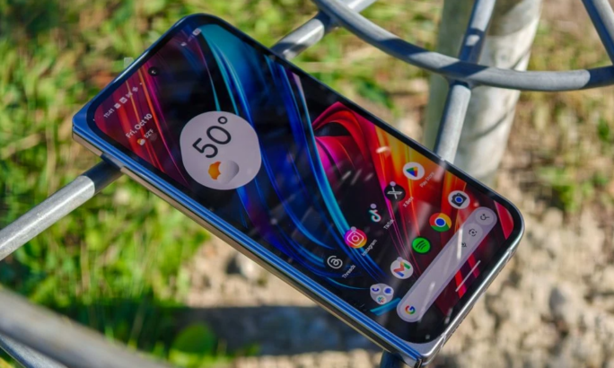 Sıkıcı Arama Ekranlarına Veda: Android'e "Kişi Posteri" Geliyor 44 aa65