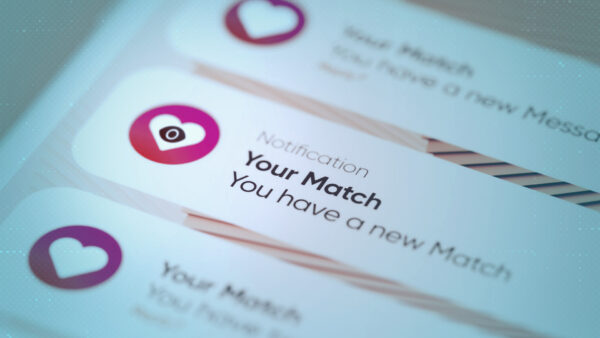 Önü Aşk Arkası Casusluk