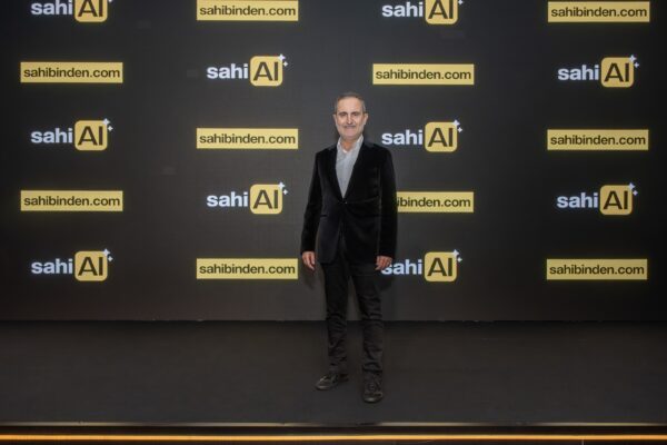  Türkiye'nin sahibinden.com'u, ArGe merkezinde sekiz yıldır geliştirdiği tüm yapay zekâ tabanlı ürünlerini sahiAI markası altında birleştirdi.  