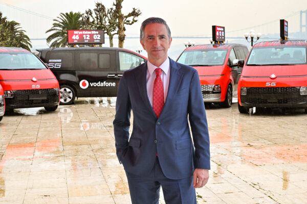 VODAFONE, 1 NİSAN İÇİN GERİ SAYIMA BAŞLADI