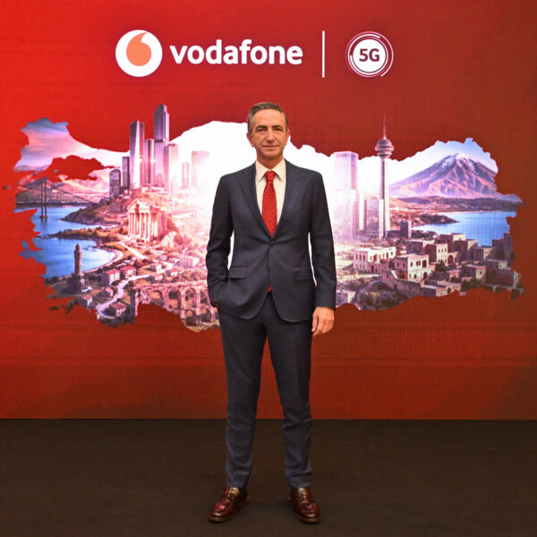 VODAFONE, 1 NİSAN İÇİN GERİ SAYIMA BAŞLADI