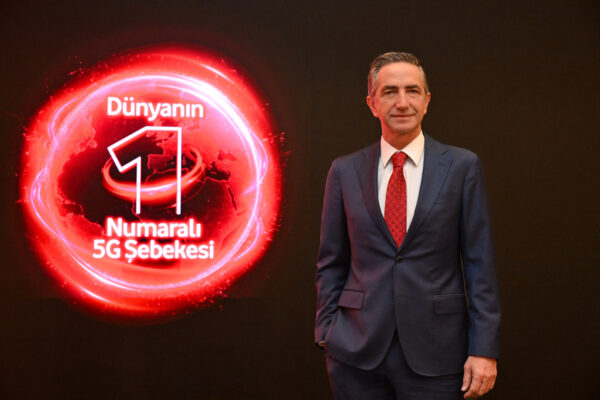VODAFONE, 1 NİSAN İÇİN GERİ SAYIMA BAŞLADI