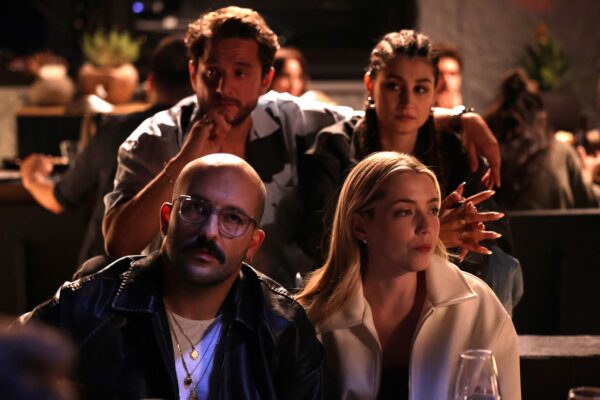 BİZE Bİ ŞEY OLMAZ DİZİSİNİN FRAGMANI YAYINLANDI 3 Bize Bi şey Olmaz