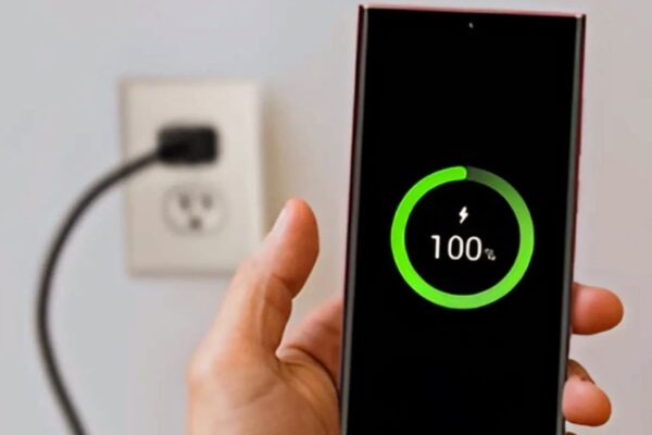 Hızlı Şarj Pilin Ömrünü Bitiriyor Mu?