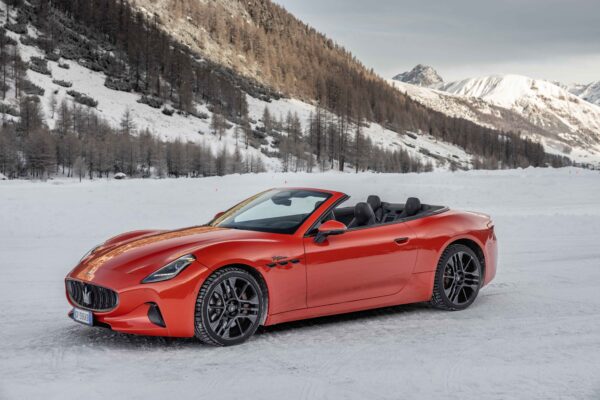 Maserati GranTurismo ve GranCabrio’ya Car and Driver’dan 2026 Editors’ Choice Ödülü! 