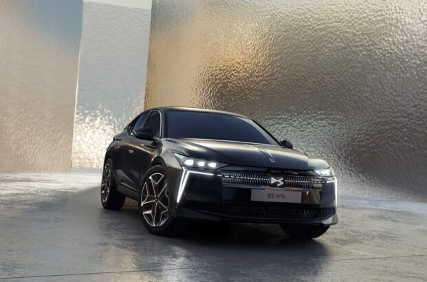 LÜKSE ATILAN PARİS İMZASININ EN GÜNCEL YORUMU YENİ DS N°4 NİSAN’DA TÜRKİYE’DE