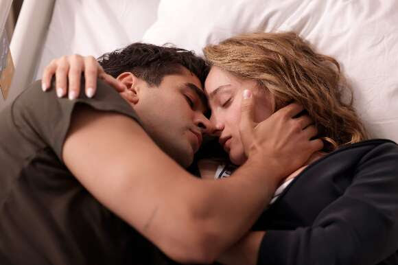 BİZE Bİ ŞEY OLMAZ DİZİSİNİN FRAGMANI YAYINLANDI 2 Bize Bi şey Olmaz