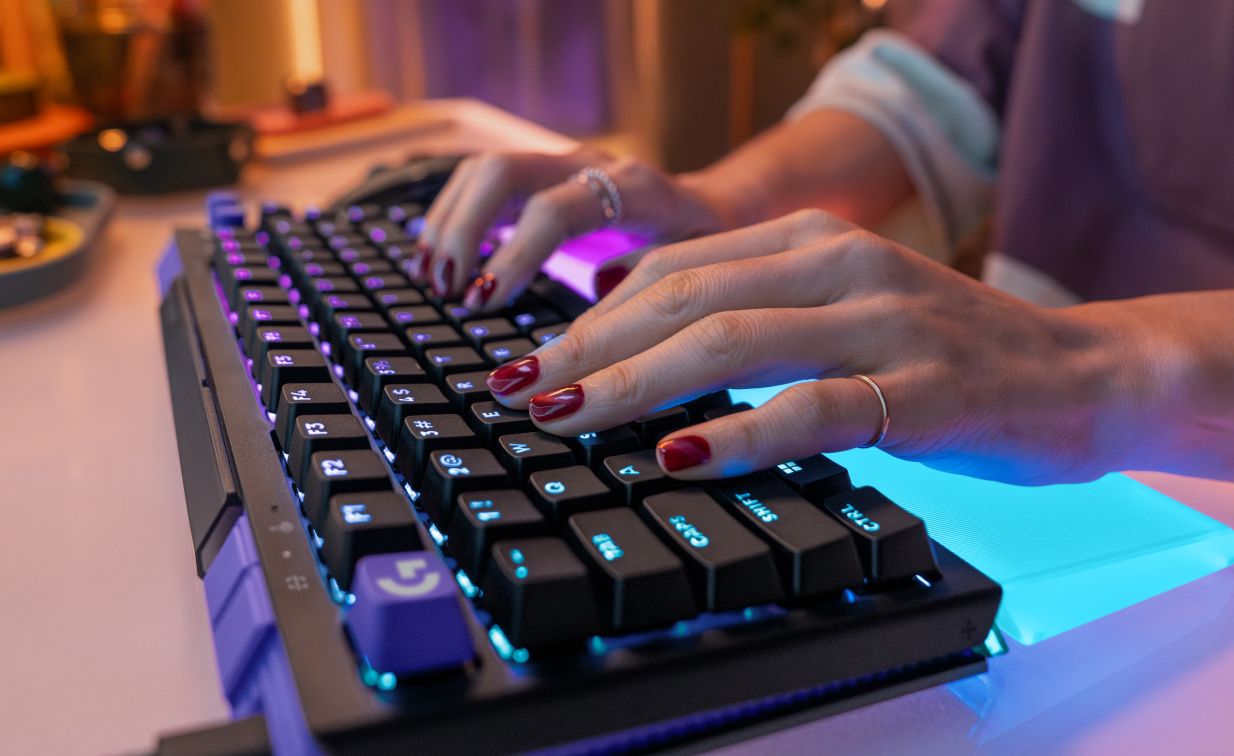 Logitech G’den Yeni Oyuncu Klavyesi: G512 X