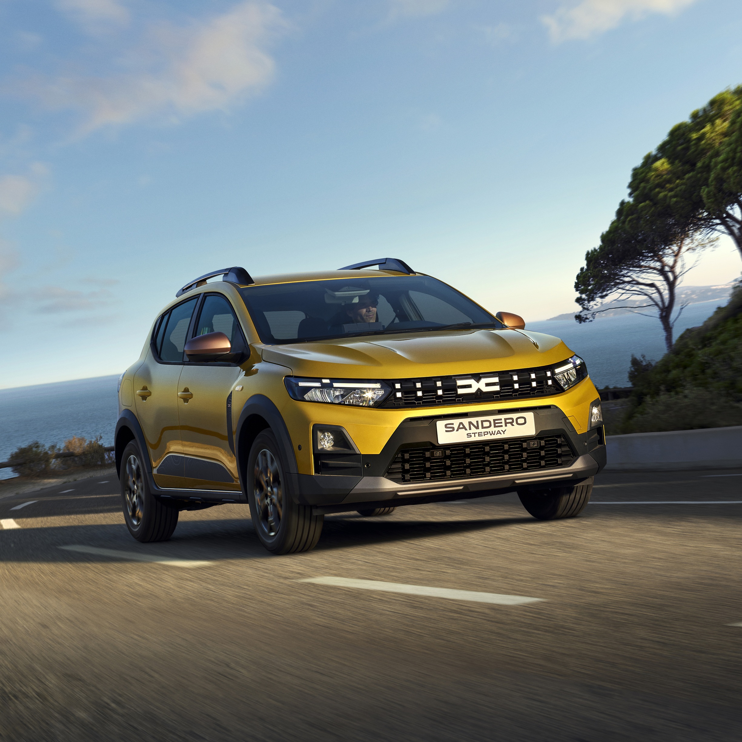 RENAULT, OTOMOTİV PAZARI LİDERLİĞİNİ İLK ÇEYREKTE DE SÜRDÜRDÜ