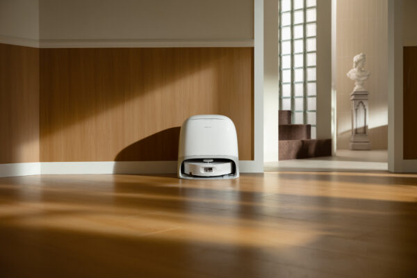 Roborock Qrevo Curv 2 Flow: Rulo Mop Teknolojisi ile Temizlikte Yeni Bir Dönem