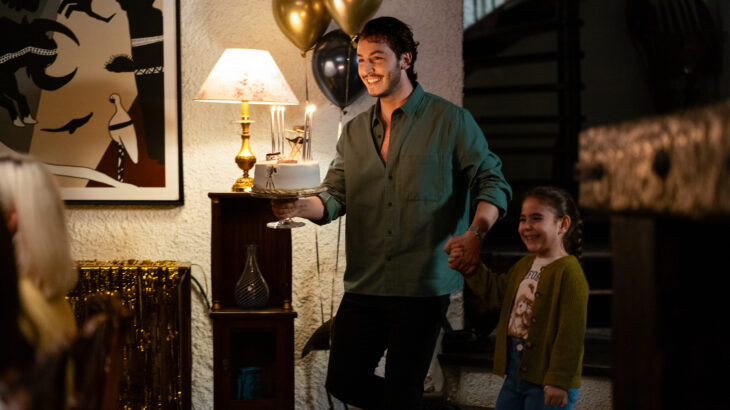 KİMLER GELDİ KİMLER GEÇTİ’NİN RESMİ TANITIM FRAGMANINI PAYLAŞTI