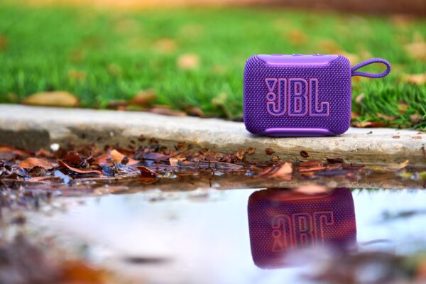 JBL GO 5 GELİŞTİRİLMİŞ SES KALİTESİ VE YENİ TASARIM ÖZELLİKLERİYLE GELİYOR 3 JBL GO 5,