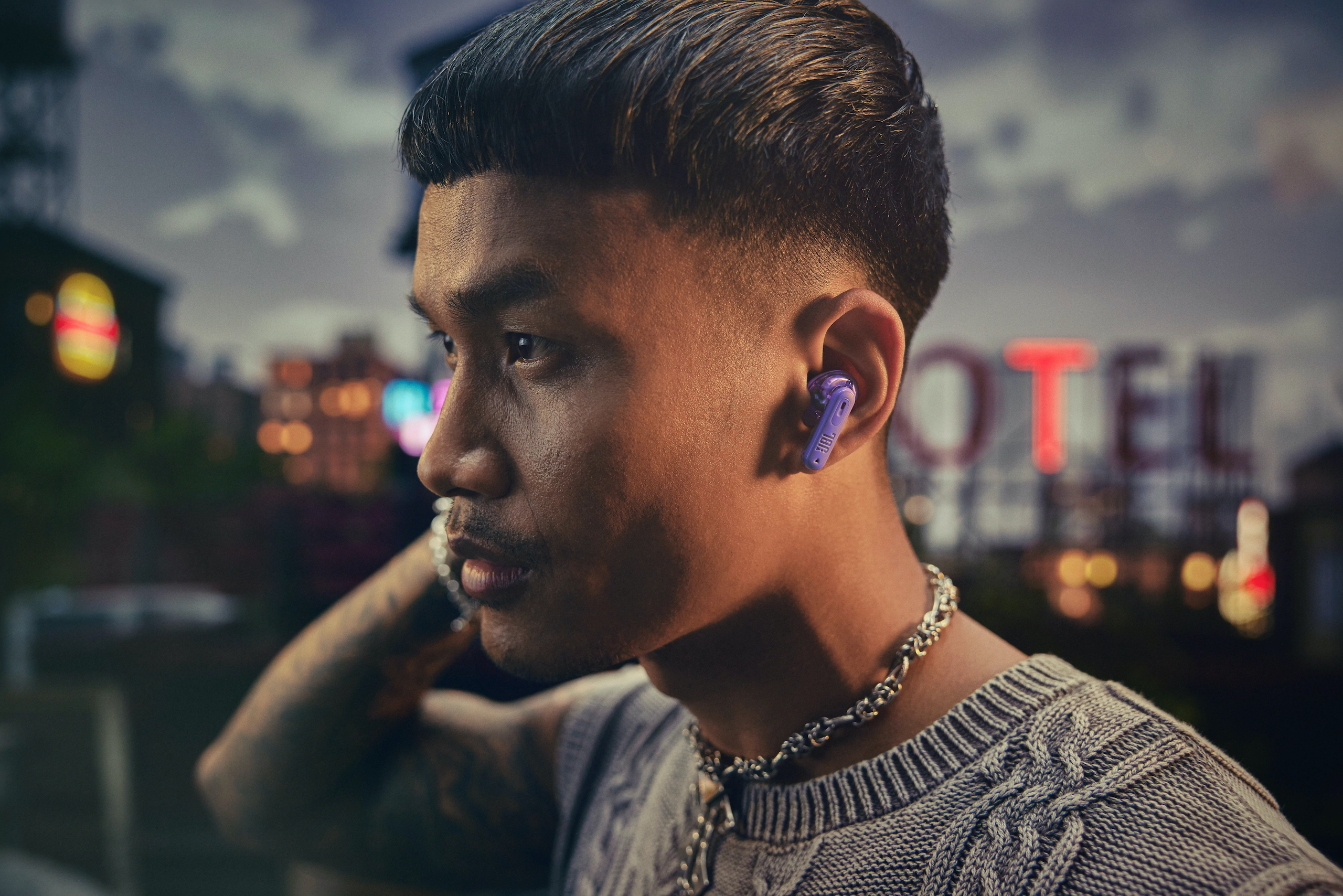 JBL TUNE FLEX 2 İLE SAF BAS, SIFIR GÜRÜLTÜ KEYFİ 1 JBL Tune Flex