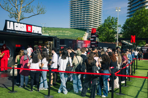 NETFLIX, TÜRKİYE’DEKİ 10. YILINI İZMİR’İN ARDINDAN İSTANBUL’DA DA BİNLERCE KİŞİYLE KUTLADI