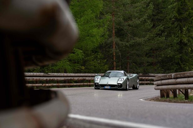 PIRELLI, CYBER TYRE İLE YOLLARDA: PAGANI UTOPIA ROADSTER İLE 1.500 KİLOMETRELİK SÜRÜŞ
