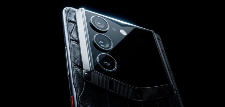 Vertu AlphaFold : Milyarderlerin Yeni Akıllı Oyuncağı
