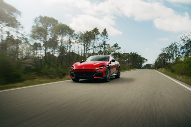 FERRARI PUROSANGUE HANDLING SPECIALE İLE SPORTİFLİĞİ YENİDEN TANIMLIYOR 15 FERRARI PUROSANGUE HANDLING SPECIALE İLE SPORTİFLİĞİ YENİDEN TANIMLIYOR