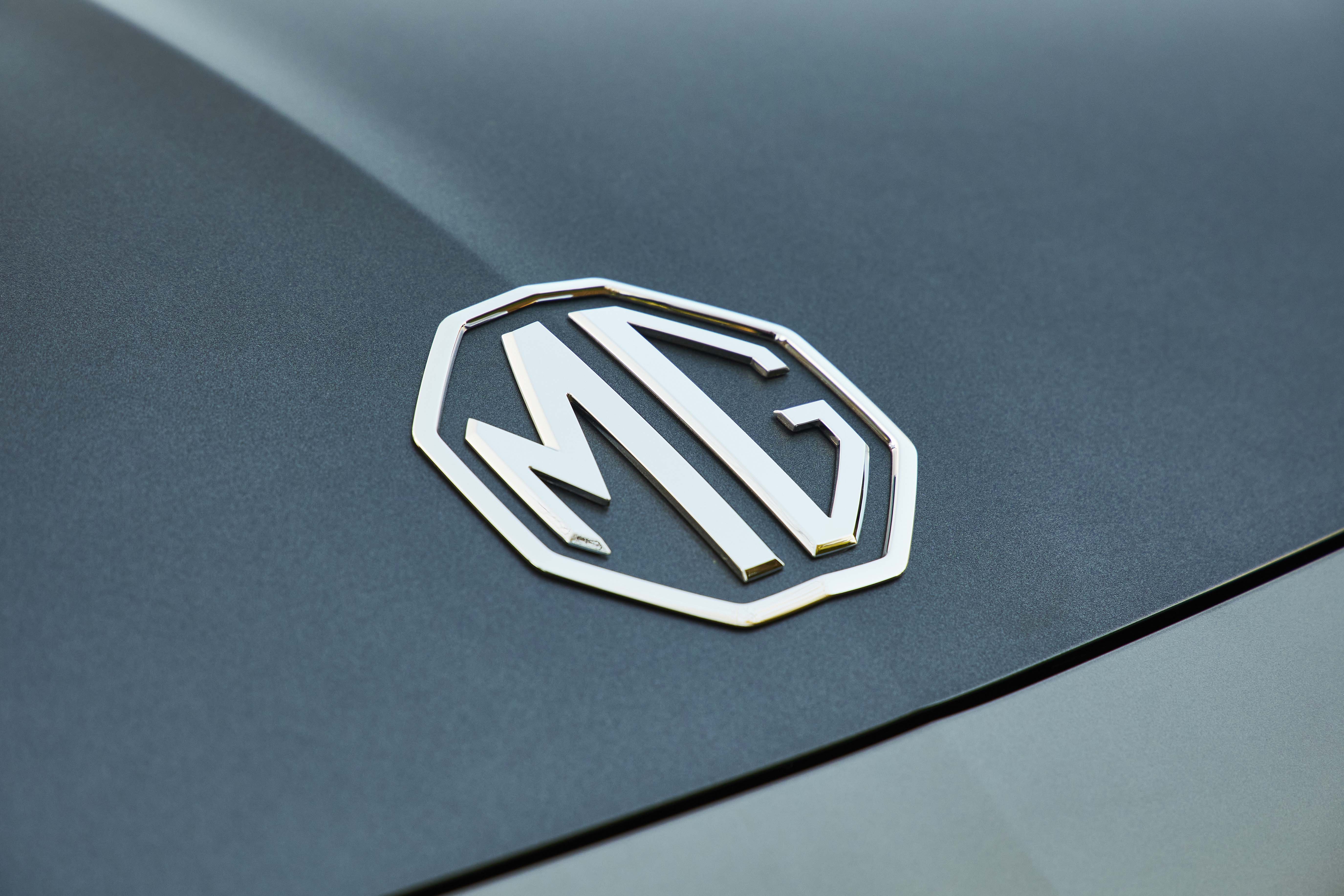  MG,
