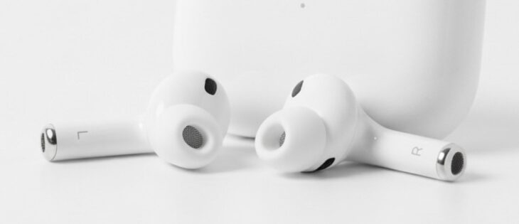 Apple Kendi Sızıntısını Yaptı: Kameralı ve Yapay Zekalı AirPods İlk Kez Görüntülendi