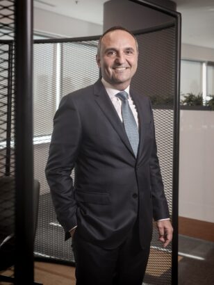 Baz İstasyonu Artık Uçuyor: Mobil İletişimde Yeni Dönem 2 Baz İstasyonu Artık Uçuyor: Mobil İletişimde Yeni Dönem