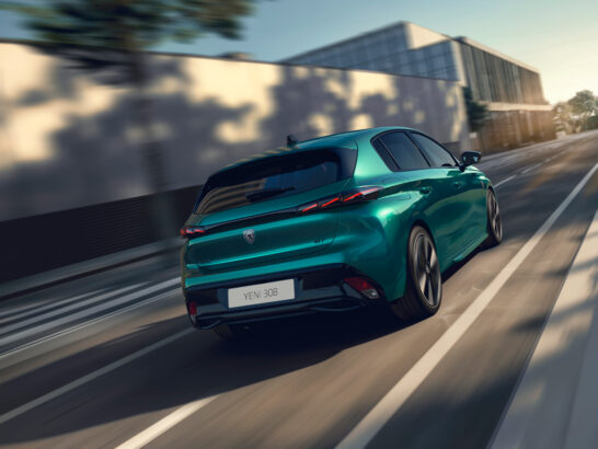 PEUGEOT 308