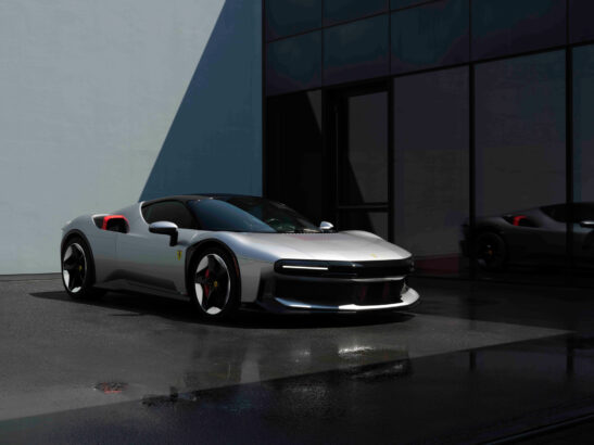 FERRARI’NİN YENİ ONE-OFF MODELİ CZ26 KİŞİYE ÖZEL PERFORMANSI YENİDEN TANIMLIYOR 5 FERRARI’NİN YENİ ONE-OFF MODELİ CZ26 KİŞİYE ÖZEL PERFORMANSI YENİDEN TANIMLIYOR