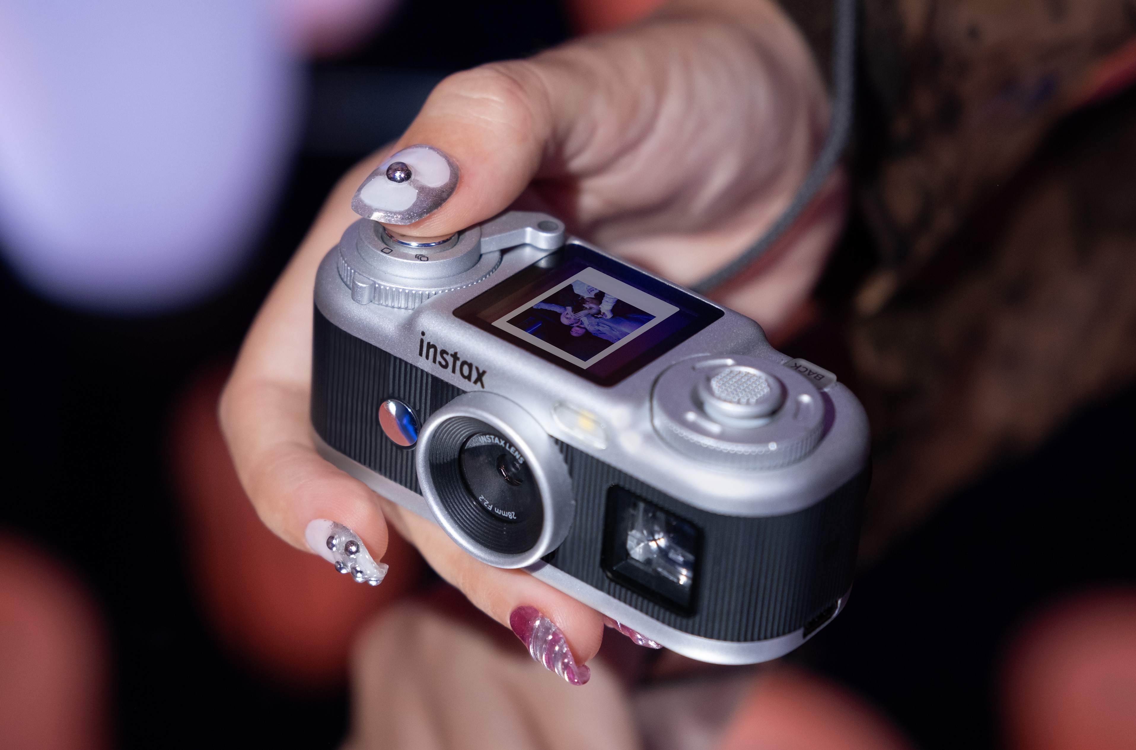 Fujifilm, Yeni Dijital Kamera instax Pal 2'yi Tanıttı