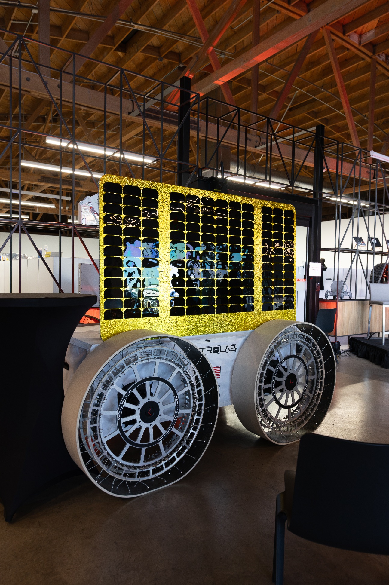 HPE Spaceborne Computer, Ay’da Yüksek Performanslı Bilgi İşlem ve Yapay Zekâ Kullanımını Mümkün Kılacak