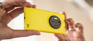 Nokia Yeni Reklamında Samsung'u Hedef Alıyor 21 lumia 1020